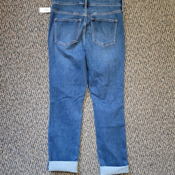 NWT Old Navy Power Straight Distressed Denim Size 6 - Picture 6 of 16